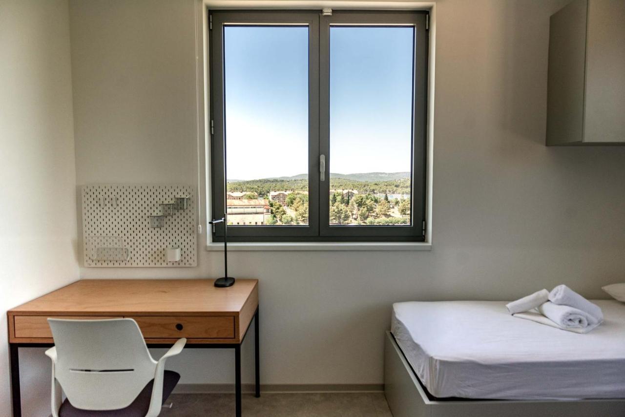 Hostel 'Sd Palacin' Szybenik Zewnętrze zdjęcie